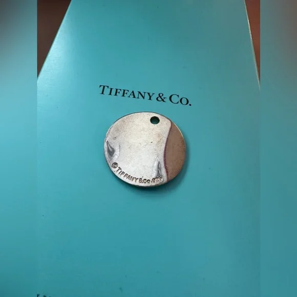 Tiffany & Co. New York Fifth Avenue Notes Large Necklace Charm - Picture 2 of 3